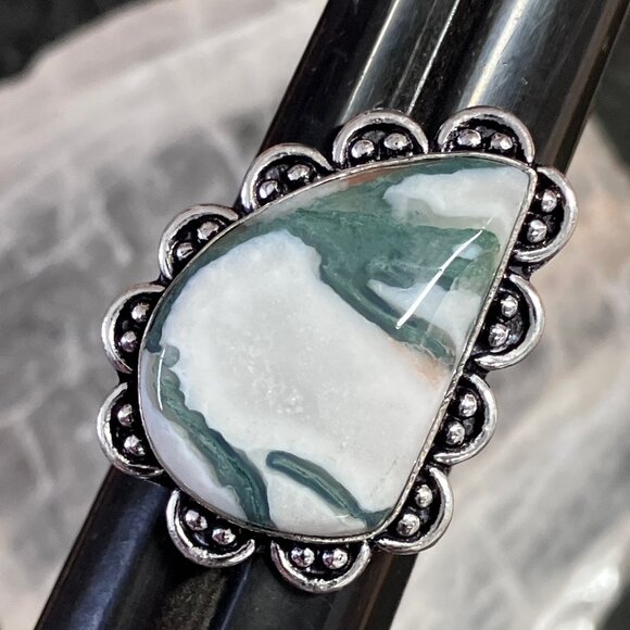 Druzy Tree Agate Antique Styled Ring Size 8 and a Half - Picture 1 of 10
